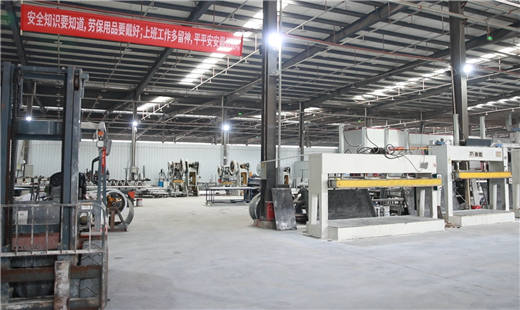 四川防火门厂家直销联系电话：甲级防火门是防火门类别中的最高等级!